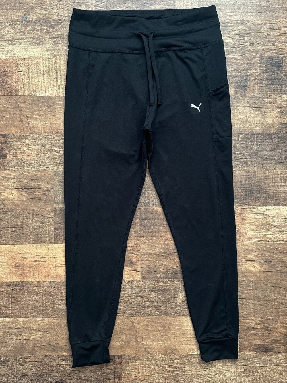 ⭐PUMA LEGGINGS in Black, size L⭐